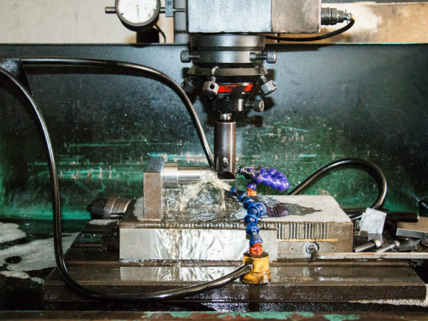 英吉切削液加工現(xiàn)場(chǎng)