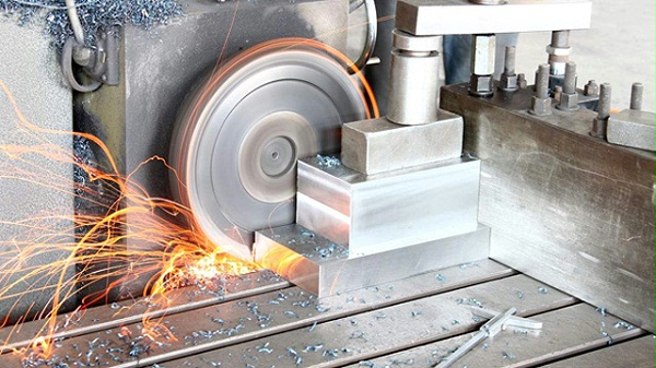 英吉潤(rùn)滑油成為輝方模具長(zhǎng)期定點(diǎn)供應(yīng)商！